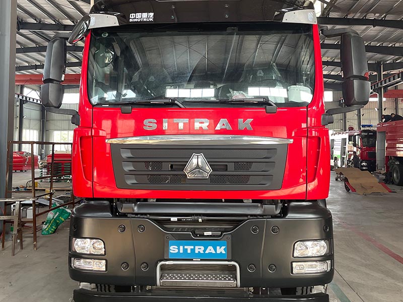 รถดับเพลิงโฟม SINOTRUCK SITrak 18000L